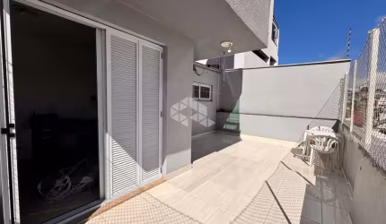 APARTAMENTO SEMIMOBILIADO COM AMPLO TERRAÇO