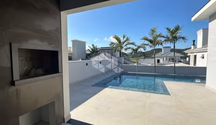 Casa com 3 quartos/dormitórios no bairro Pedra Branca, em Palhoça- SC