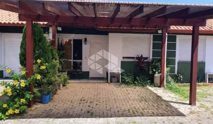 Casa em Condomínio 2 quartos, 2 vagas  Olaria Canoas