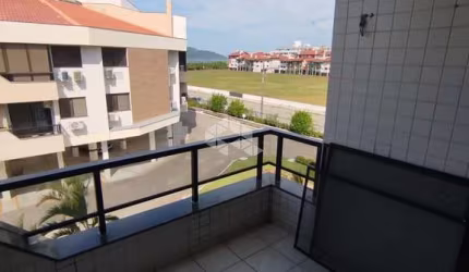 APARTAMENTO FRENTE MAR EM CONDOMÍNIO FECHADO À VENDA POR 670.000