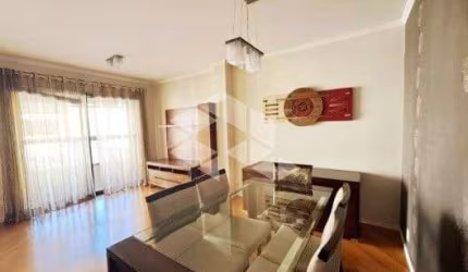 Apartamento semimobiliado à venda no bairro Centro, Caxias do Sul