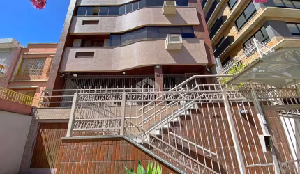 Apartamento com 91m² e 3 quartos à venda no bairro Petrópolis