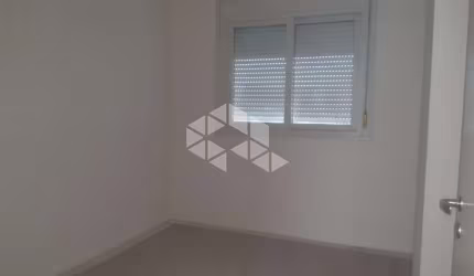 Apartamento com 2 quartos e 63m² à venda em Azenha