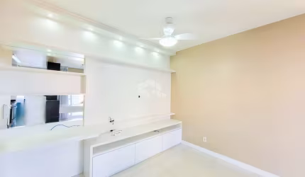 Apartamento semi mobiliado desocupado 54m² 2 dormitórios, 01 vaga de estacionamento, no bairro Fátima em Canoas