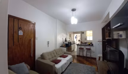 Apartamento dois dormitórios/quartos no bairro floresta