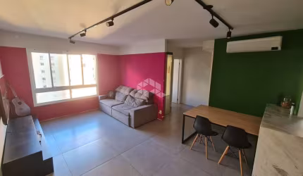 Apartamento semi mobiliado com 3 dormitórios, sendo 1 suíte -  Marechal Rondon