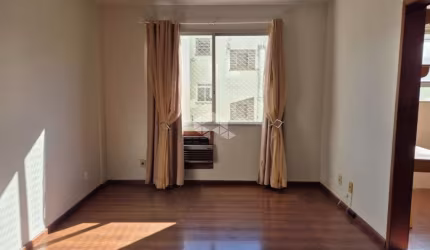 Apartamento 2 dormitórios, com  vaga e 80 m2  no Menino Deus