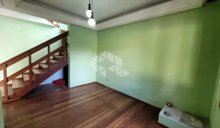 Casa em Condomínio com 3 Dormitórios, Suíte com Closet, Bairro Ipanema, Zona Sul de Porto Alegre
