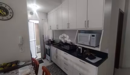 Apartamento térreo à venda no bairro Nova Palhoça no valor de R$ 300.000