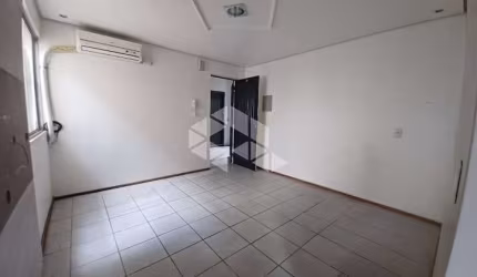 Apartamento térreo 2 dormitórios, 1 vaga bairro Igara/Canoas