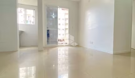Apartamento 2 dormitórios com sacada, Com vaga de garagem - Fatima / Canoas.