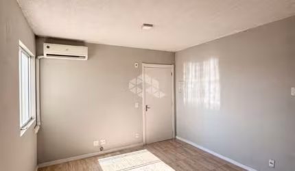 Apartamento 02 dormitórios,, bairro Restinga, Zona Sul de Porto Alegre.
