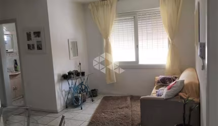 Apartamento 2 dormitórios rua Abaeté, Sarandi zona norte