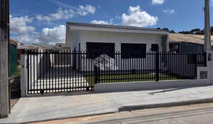 Casa com 3 quartos/dormitórios no Lisboa III, bairro Forquilhas, em São José- SC