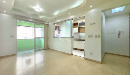 Apartamento à venda - 2 dormitórios, 65m² - Semi mobiliado - Sacada com churrasqueira - Centro de Canoas RS
