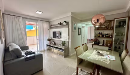 APARTAMENTO À VENDA DE 2 QUARTOS E 1 VAGA DE GARAGEM NO BAIRRO BARREIROS EM SÃO JOSÉ/SC