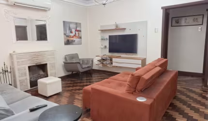 Apartamento de 3 dormitórios e garagem no Bairro Moinhos de Vento em Porto Alegre/RS