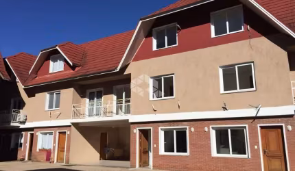 Casa Geminada toda Mobiliada em canela