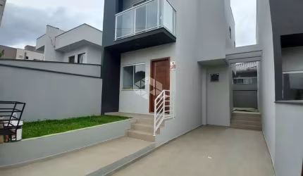 CASA DE 2 DORMITÓRIOS NO BAIRRO POTECAS - SÃO JOSÉ/SC