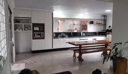 Casa com amplo terreno no bairro Areis em Tijucas!