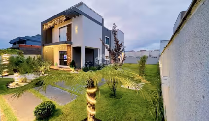 Casa duplex na Avenida do Bosque da Mata em Tijucas à venda!