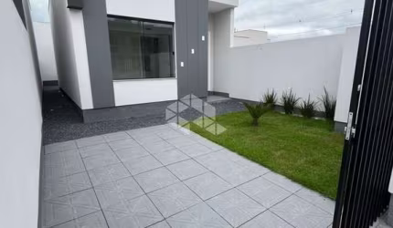 Casa com 02 dormitórios em Tijucas