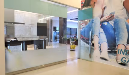 Ponto comercial à venda na Ayrton Senna da Silva, 550, Gleba Palhano, Londrina por R$ 1.300.000