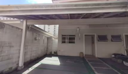 Casa para locação no Condominio Vila das Flores - Mogilar