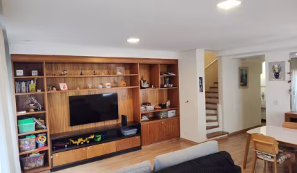 Lindo sobrado com 113 m² para venda, planejados, 3 dorms., 2 suítes e 2 vagas na Vila Mogilar - Mogi das Cruzes