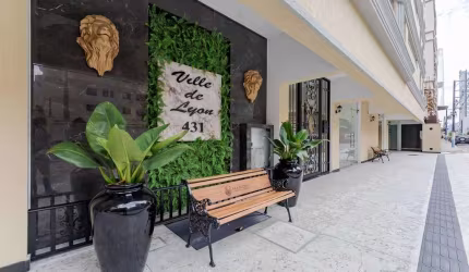 Apto 3 Suites rua 242 Shopping Russi &amp; Russi