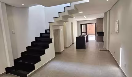 SOBRADO À VENDA 150m²  3 QUARTOS 2 SUÍTES 1 VAGA    MIRANDÓPOLIS    SÃO PAULO