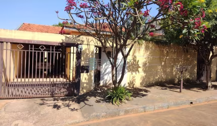 CASA MACEDO TELES A VENDA