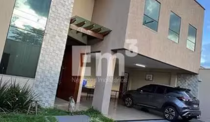 CASA 4Q / JARDIM NOVO MUNDO