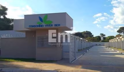 Casa em condomínio fechado