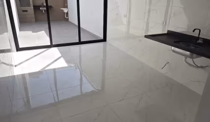 Sobrado à Venda na Vila Ré - Localização Privilegiada e Conforto!