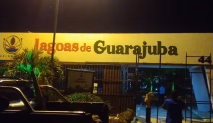 Apartamento para Venda em Camaçari, Guarajuba (Monte Gordo), 5 dormitórios, 1 suíte, 2 banheiros, 6 vagas