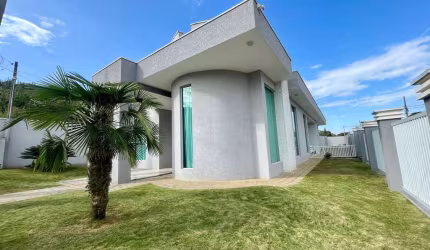 Casa Residencial com 3 quartos  à venda, 440.00 m2 por R$2800000.00  - Centro - Colombo/PR