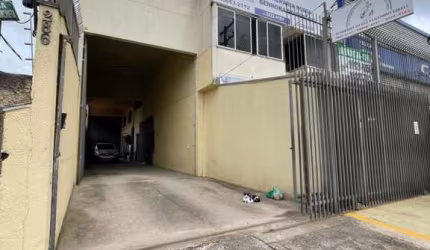 Barracão/Galpão para alugar, 452.00 m2 por R$7000.00  - Guarani - Colombo/PR