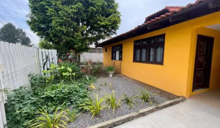 Casa Residencial com 3 quartos  à venda, 225.00 m2 por R$550000.00  - Roca Grande - Colombo/PR