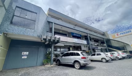 Cjto Comercial/Sala para alugar, 60.00 m2 por R$1500.00  - Centro - Colombo/PR