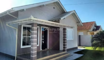 Casa à venda, 4 quartos, 1 suíte, Centro - Capivari de Baixo/SC
