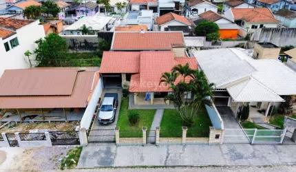Casa à venda, 3 quartos, 1 suíte, 4 vagas, Humaitá de Cima - Tubarão/SC