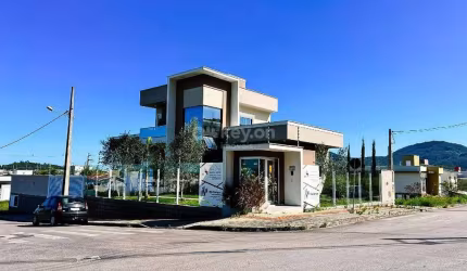 Casa à venda, 3 quartos, 2 suítes, 2 vagas, São Bernardo - Tubarão/SC