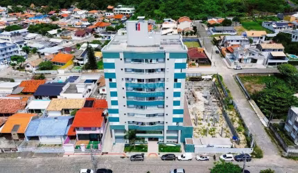 Oportunidade de Apartamento Semi-Mobiliado no Mar Grosso, Laguna!