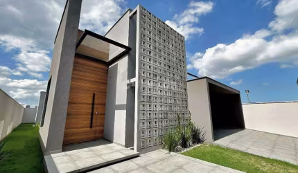 House à venda, 3 quartos, 1 suíte, 2 vagas, Parque das Palmeiras - Tubarão/SC
