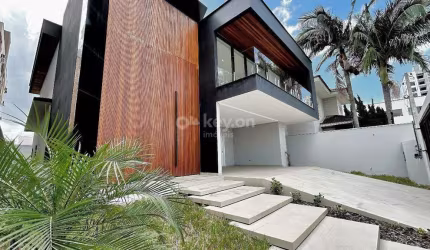 House à venda, 3 quartos, 3 suítes, 2 vagas, Vila Moema - Tubarão/SC