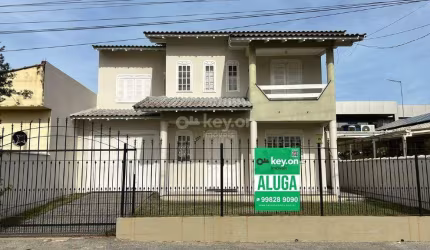 Casa para aluguel, 4 quartos, 1 suíte, 1 vaga, São João (Margem Esquerda) - Tubarão/SC
