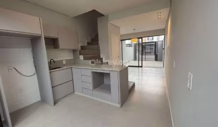 Casa Geminada Nova – 2 Suítes | Nova Congonhas – Tubarão