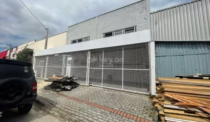 Sala para aluguel, Vila Esperança - Tubarão/SC