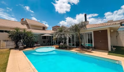 Sobrado com sobra de terreno e piscina à venda, CENTRO, TOLEDO/PR